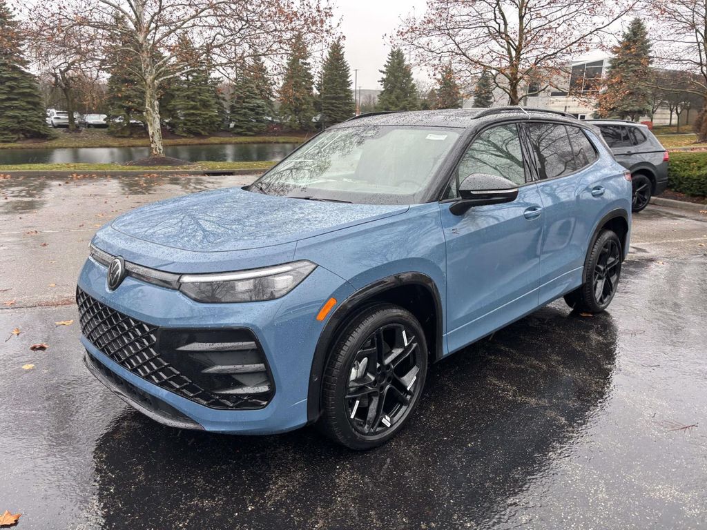 2026 Volkswagen Tiguan SE R-Line Black photo 3