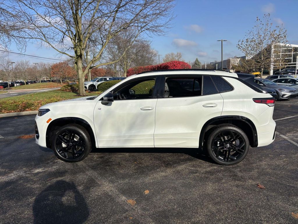 2026 Volkswagen Tiguan SE R-Line Black photo 4