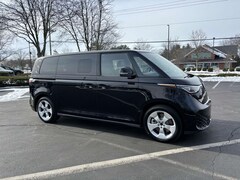 2025 Volkswagen ID. Buzz Pro S Van Passenger Van