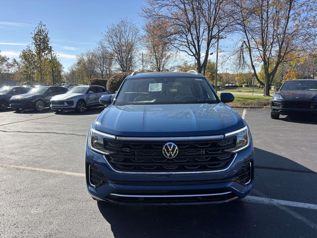 New 2026 Volkswagen Atlas 2.0T SEL Premium R-Line SUV