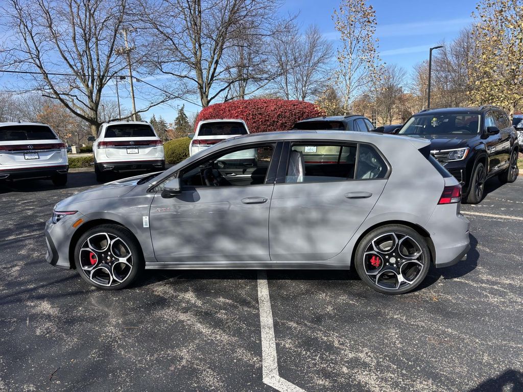 2026 Volkswagen Golf GTI Autobahn photo 4