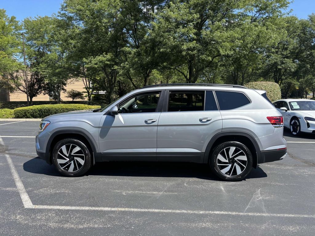 2026 Volkswagen Atlas SE Technology photo 4