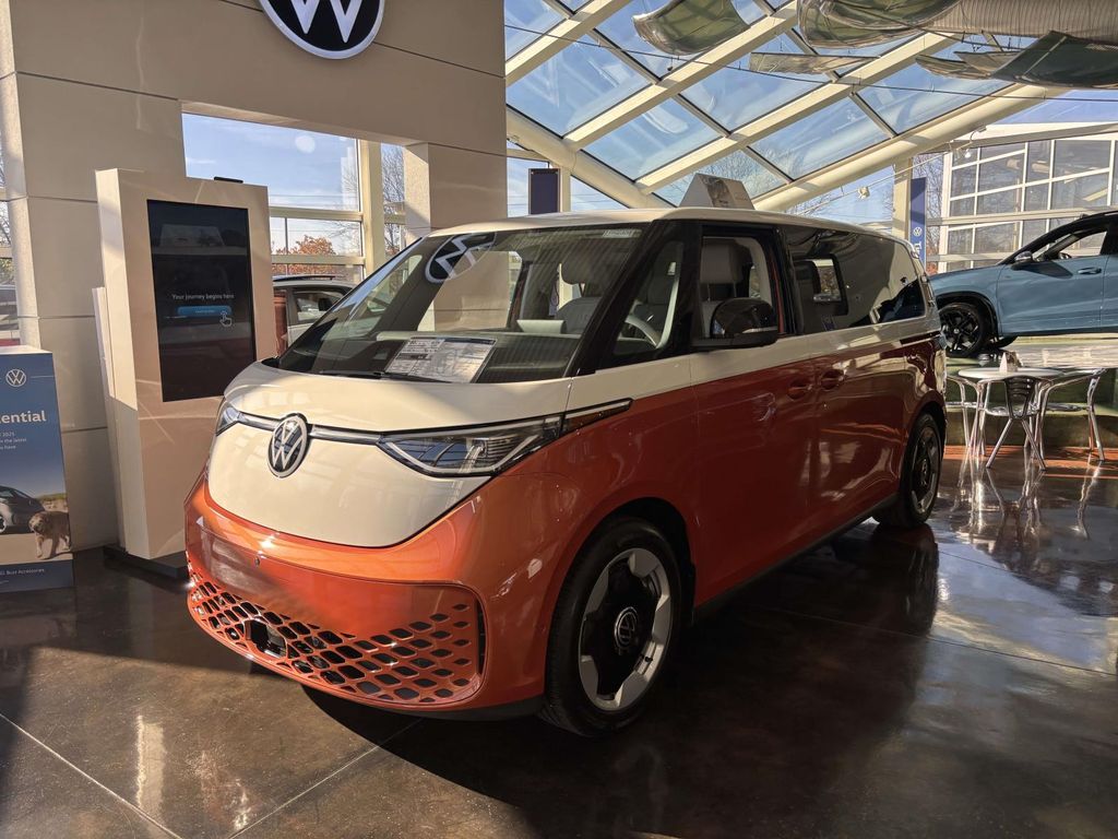 2025 Volkswagen ID. Buzz Pro Plus photo 3