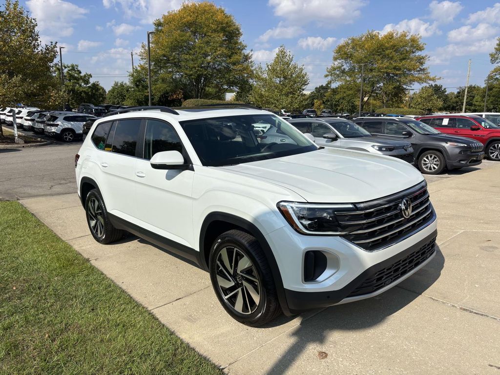 2026 Volkswagen Atlas SE w/Tech's photo