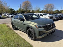 2026 Volkswagen Atlas Cross Sport 2.0T SEL R-Line Black SUV