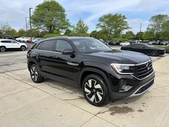 2025 Volkswagen Atlas Cross Sport 2.0T SE w/Technology SUV