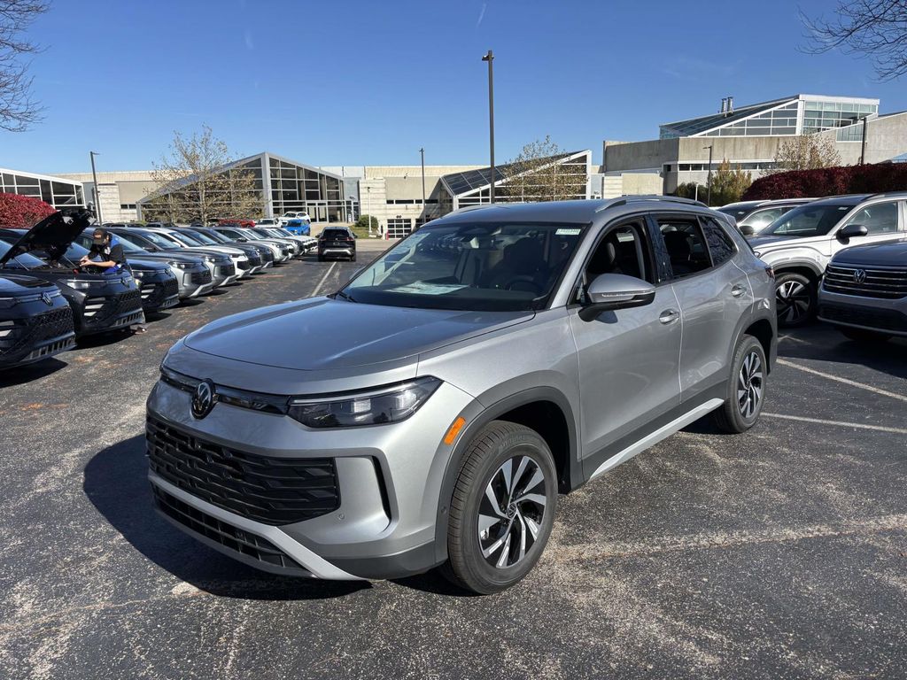 2026 Volkswagen Tiguan S photo 3