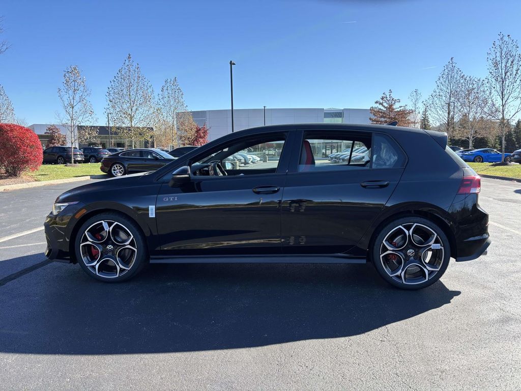 2026 Volkswagen Golf GTI Autobahn photo 4
