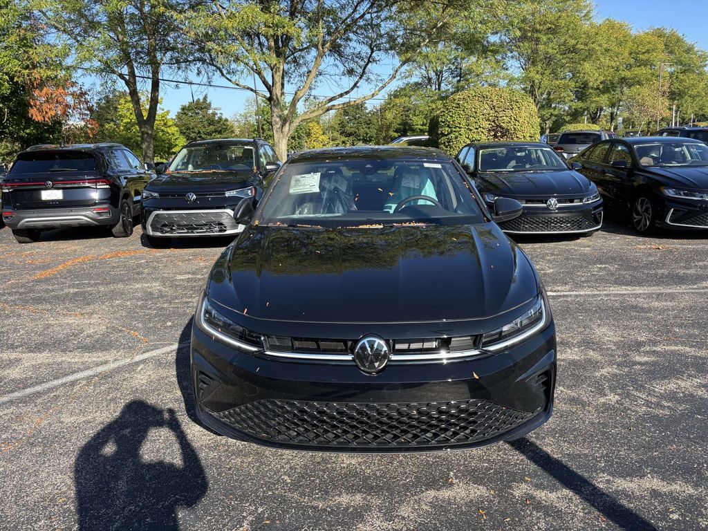 2026 Volkswagen Jetta 1.5T Sport photo 2