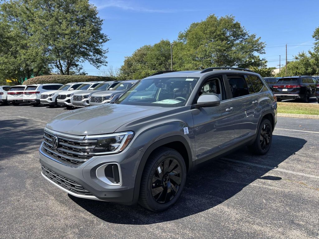 2026 Volkswagen Atlas SE Technology photo 2