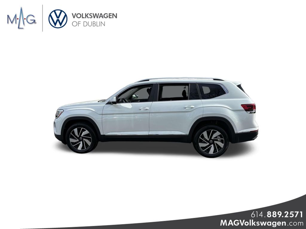 2025 Volkswagen Atlas SEL photo 4
