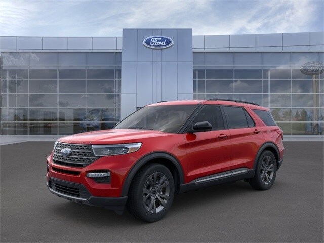 2023 Ford Explorer SUV 