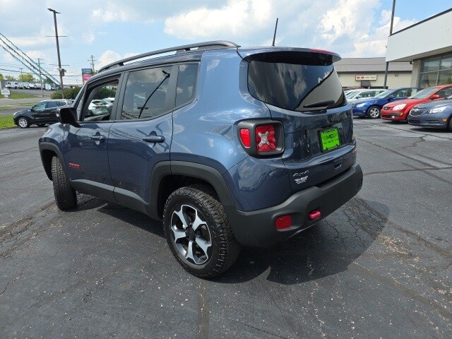2022 Jeep Renegade Trailhawk photo 3