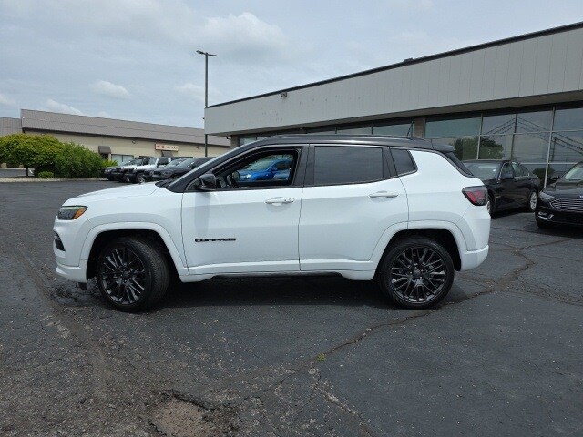 2022 Jeep Compass High Altitude photo 2