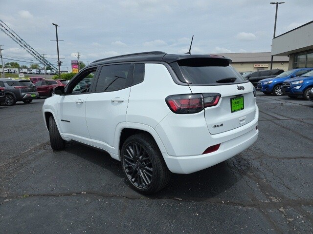 2022 Jeep Compass High Altitude photo 3