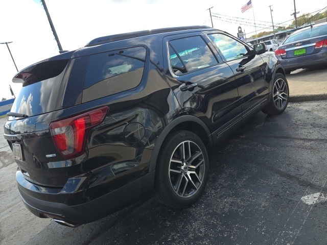 Used 2017 Ford Explorer Sport with VIN 1FM5K8GT9HGA39425 for sale in Bellefontaine, OH
