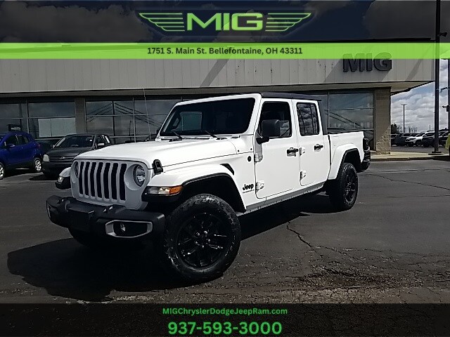 2023 Jeep Gladiator Sport photo 2