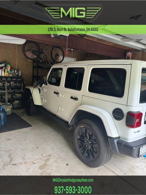 2022 Jeep Wrangler Sahara 4XE's photo