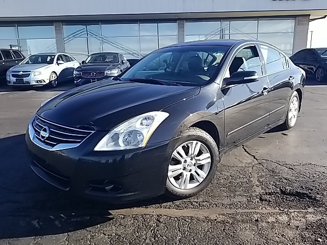 Used 2012 Nissan Altima S with VIN 1N4AL2AP8CC179688 for sale in Bellefontaine, OH
