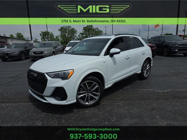2022 Audi Q3 S line Premium AWD photo