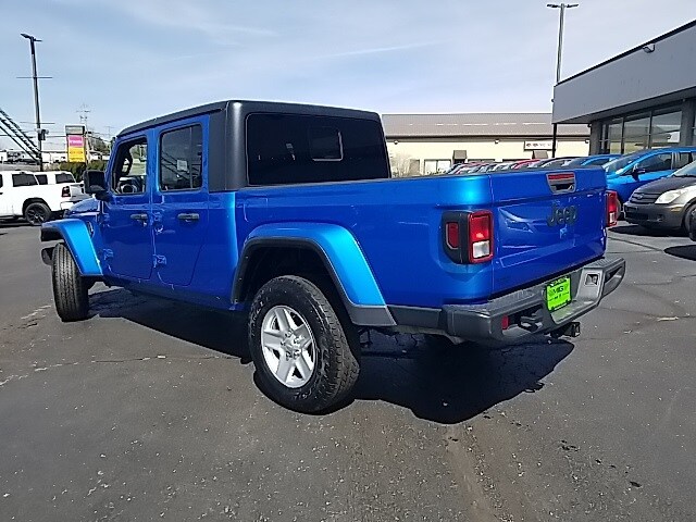 2023 Jeep Gladiator Sport photo 4