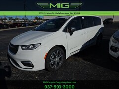 2026 Chrysler Pacifica PINNACLE Passenger Van