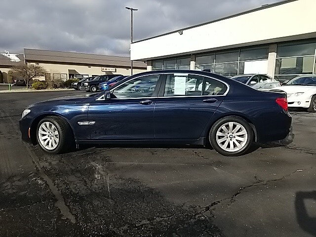 2011 Bmw 750xi 7-Series photo 3