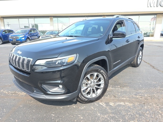 Used 2019 Jeep Cherokee Latitude Plus with VIN 1C4PJMLB1KD424914 for sale in Bellefontaine, OH