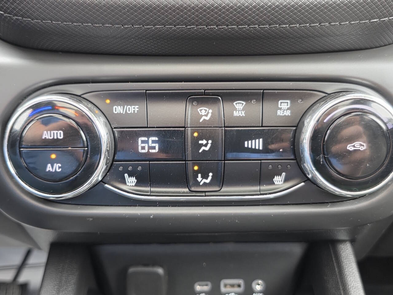 2021 Chevrolet Trailblazer LT - Photo 8