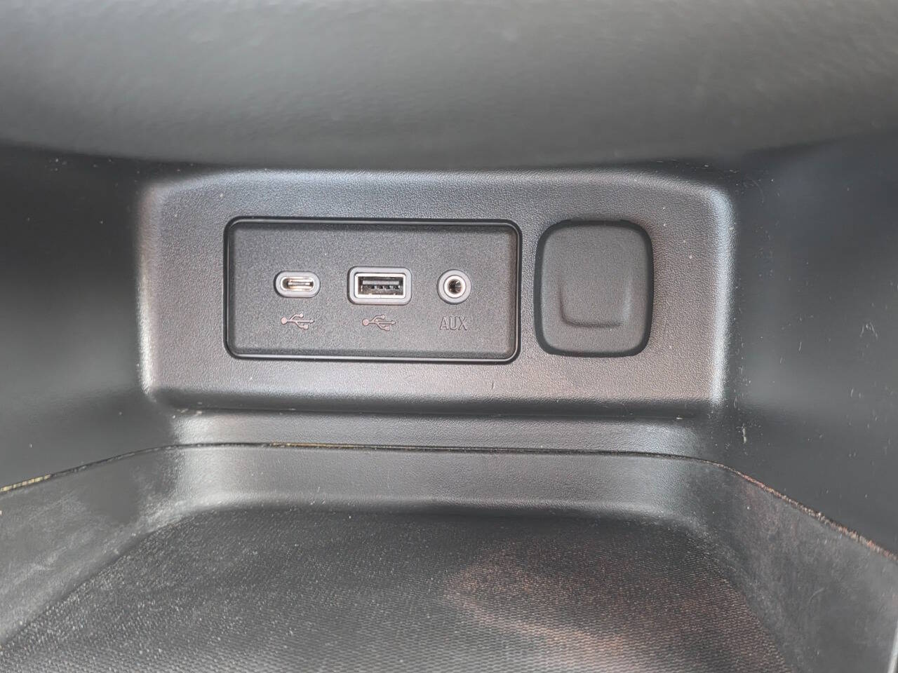 2023 Chevrolet Equinox LT - Photo 29