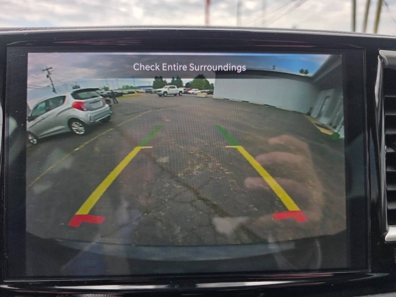 2023 Chrysler Pacifica Touring L - Photo 8