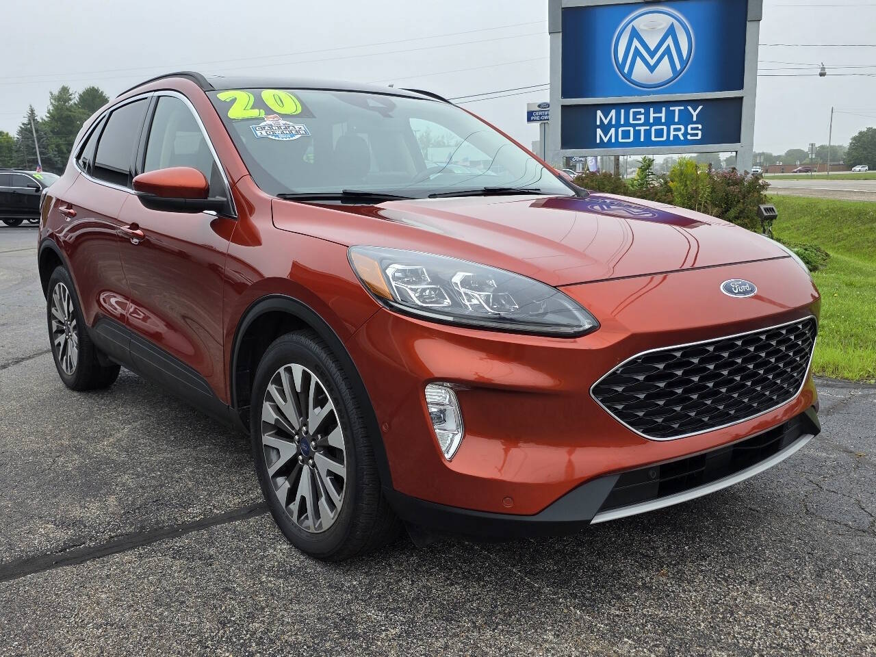 2020 Ford Escape Titanium AWD photo