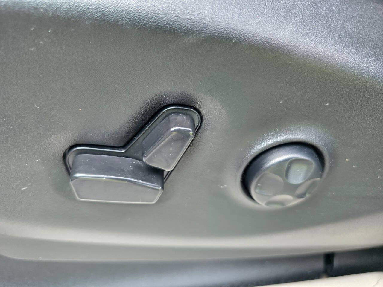 2023 Chrysler Pacifica Touring L - Photo 23