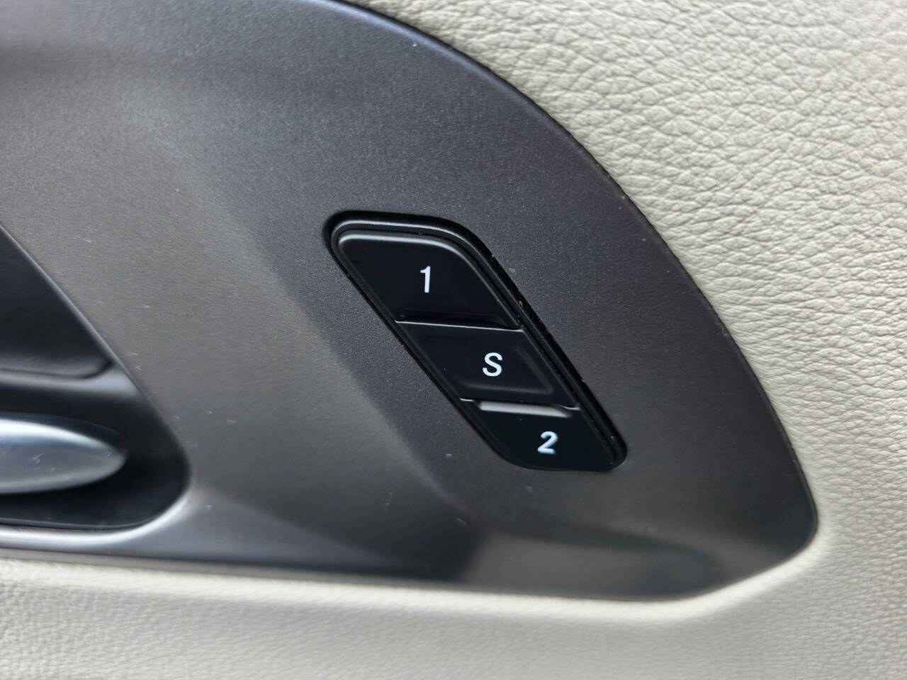2023 Chrysler Pacifica Touring L - Photo 22