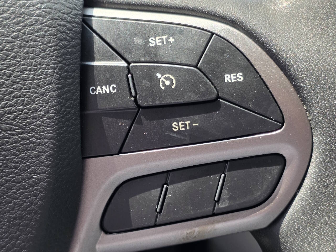 2021 Jeep Cherokee Latitude Plus - Photo 28