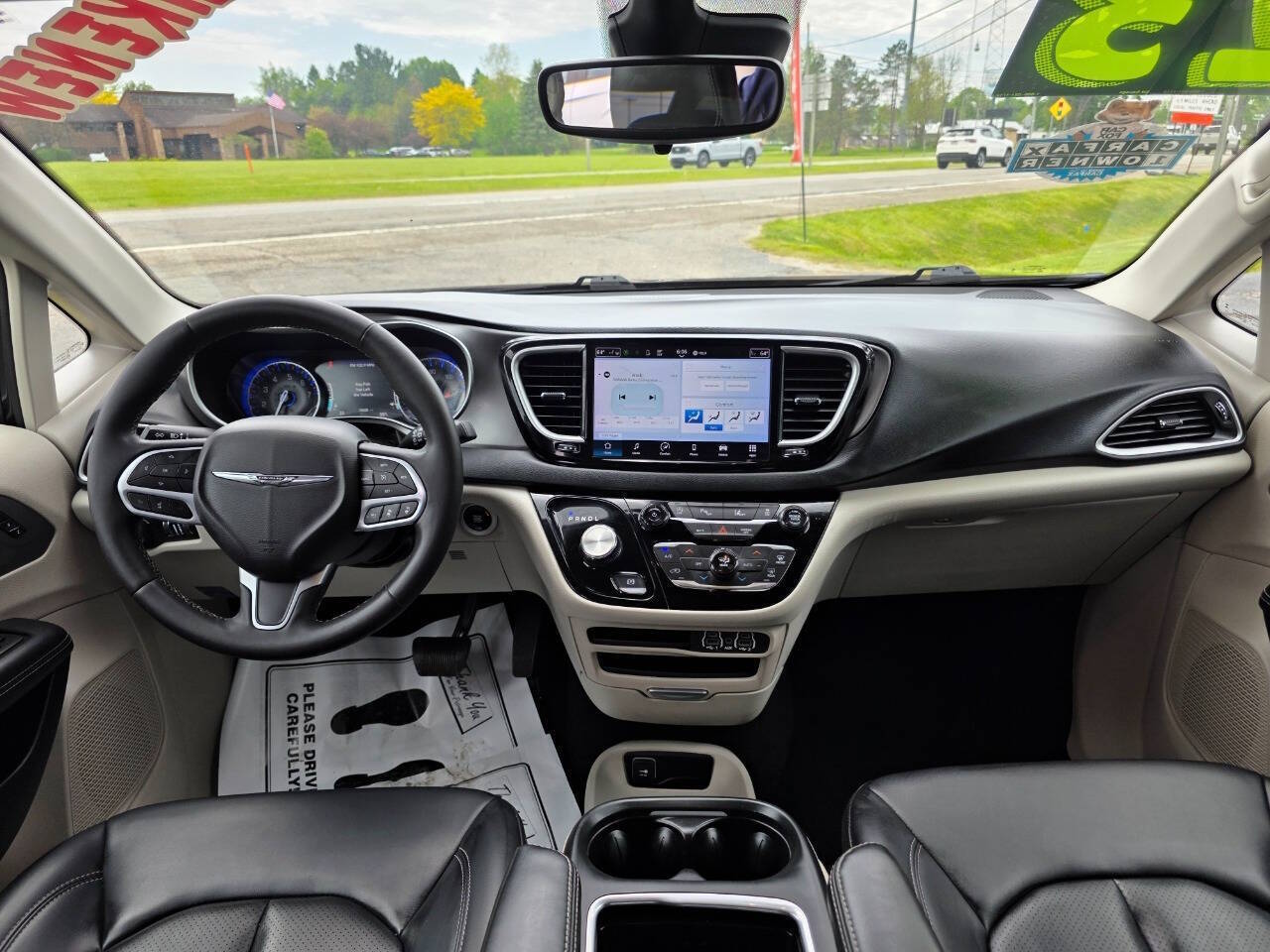 2023 Chrysler Pacifica Touring L - Photo 7