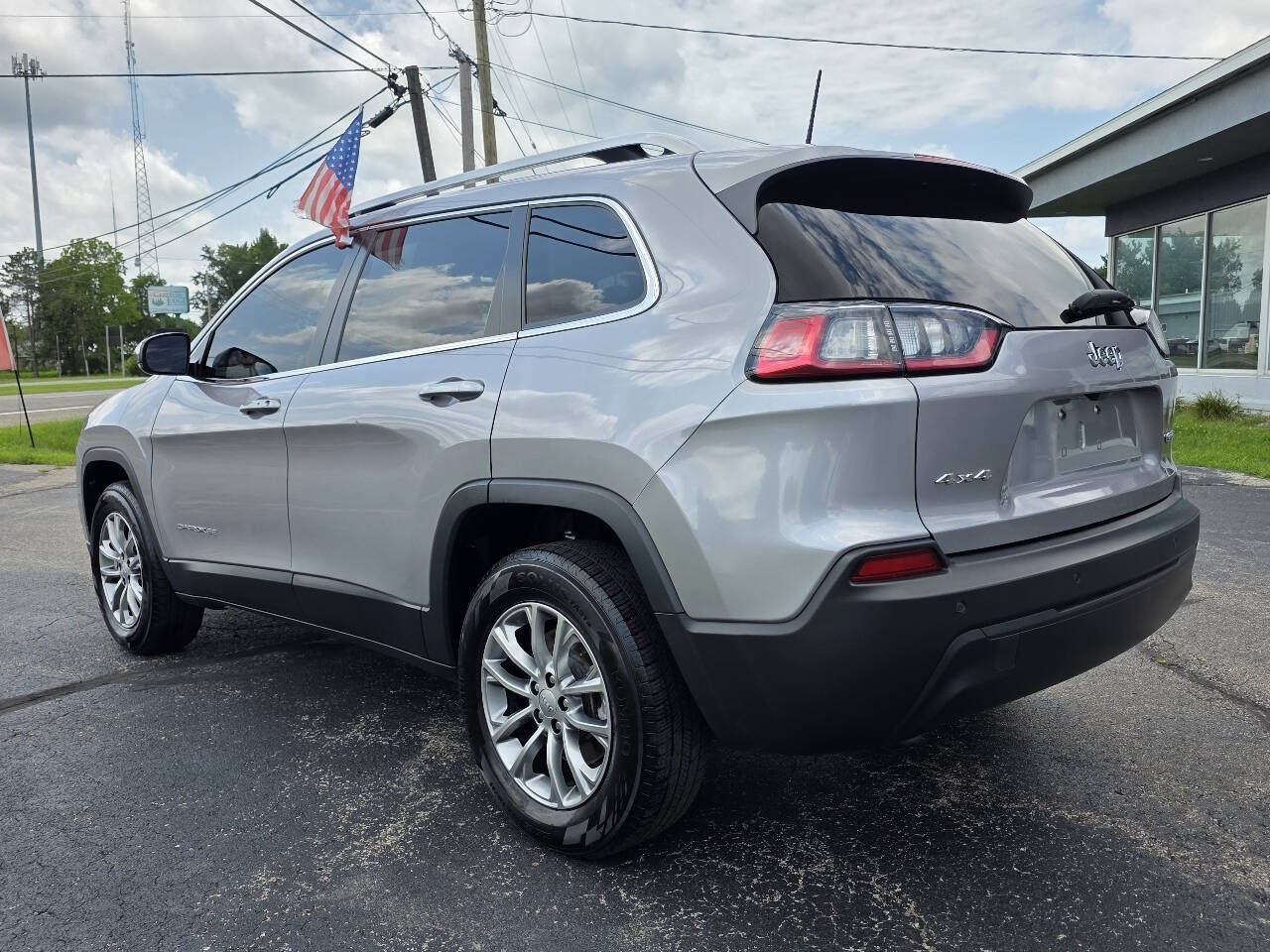2021 Jeep Cherokee Latitude Plus - Photo 17