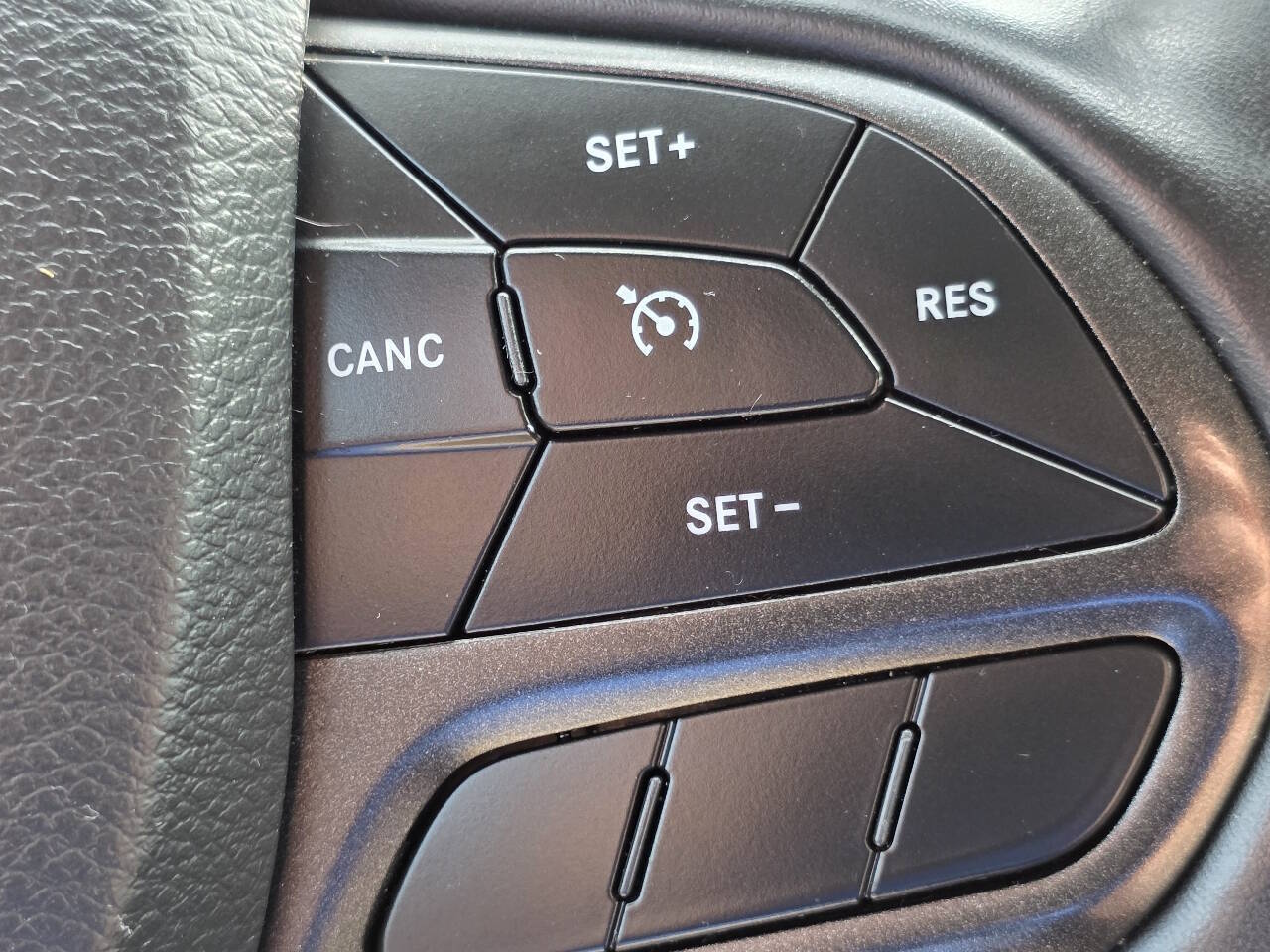 2020 Jeep Cherokee Trailhawk - Photo 27