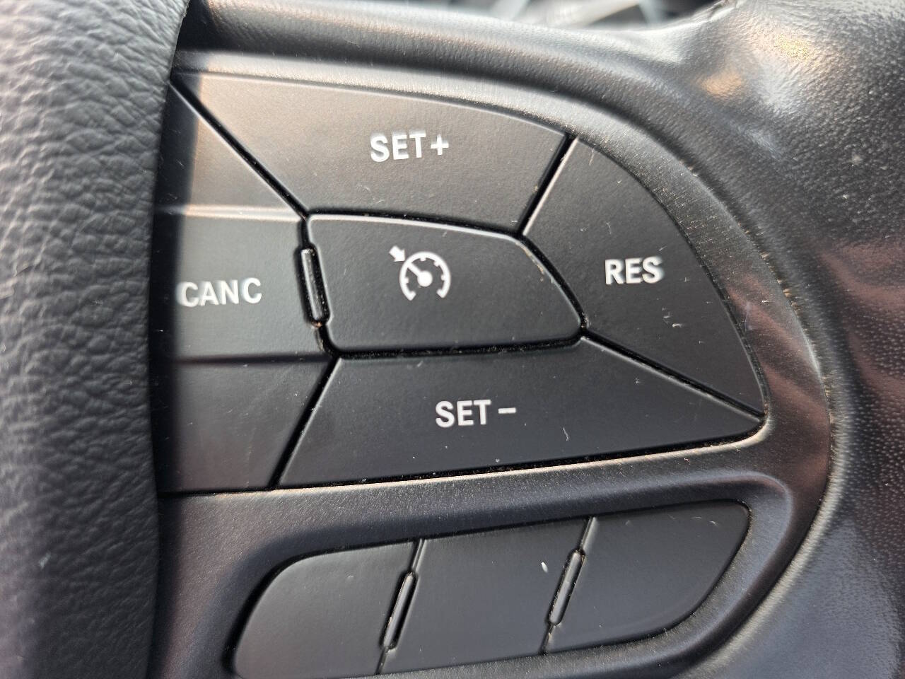 2020 Jeep Cherokee Trailhawk - Photo 25