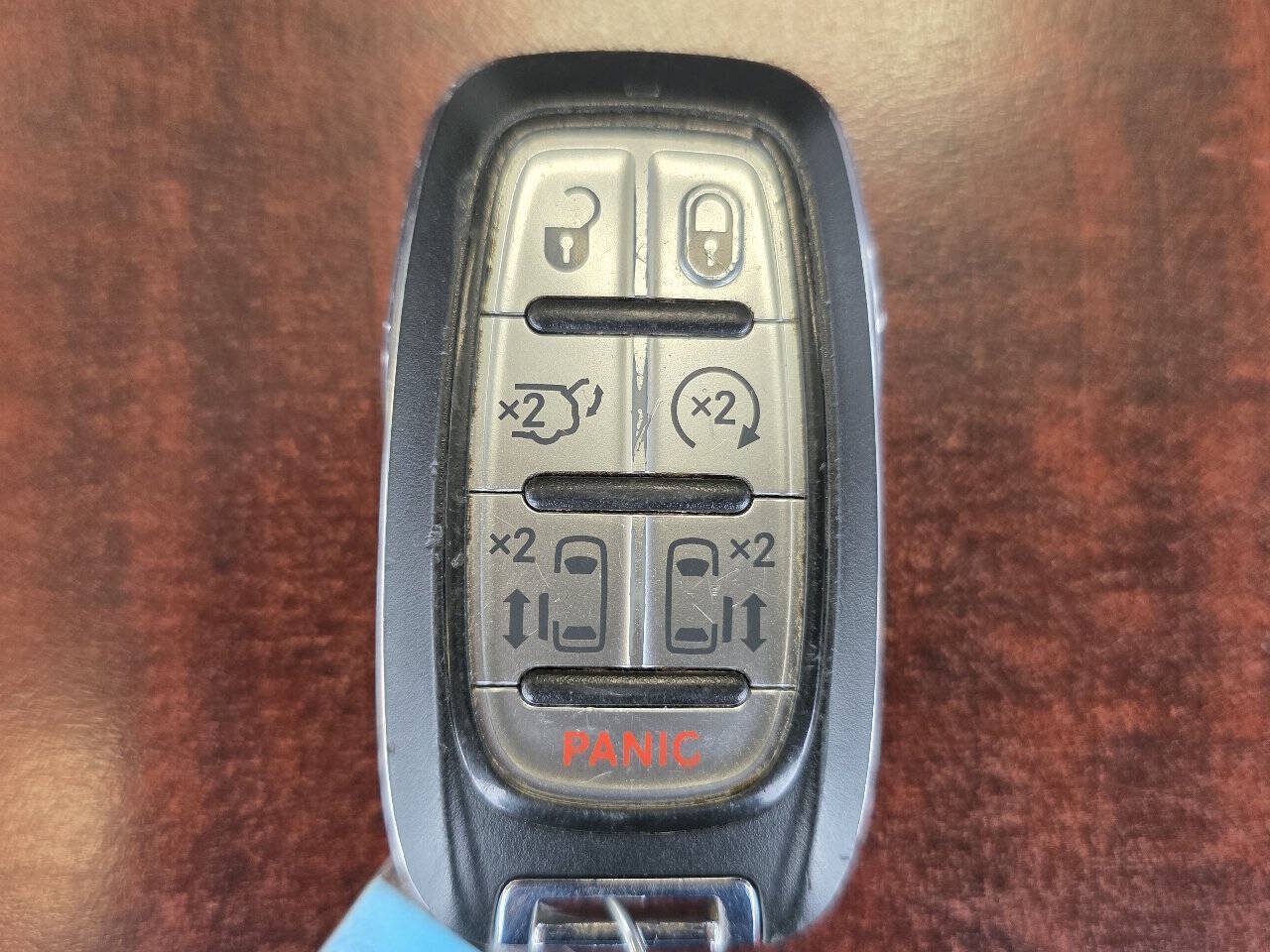 2023 Chrysler Pacifica Touring L - Photo 10