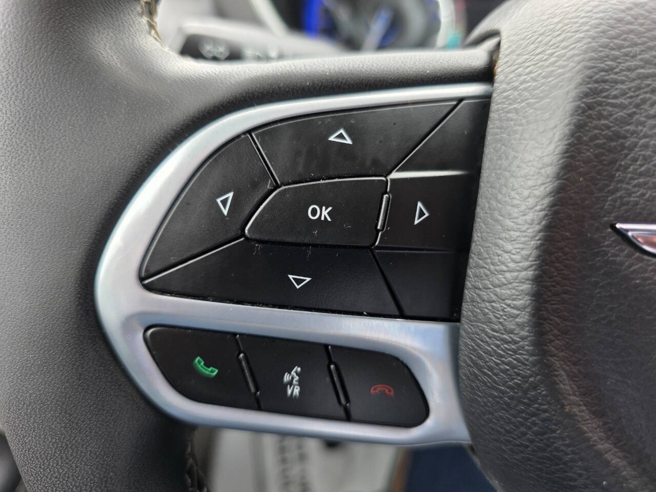 2023 Chrysler Pacifica Touring L - Photo 25