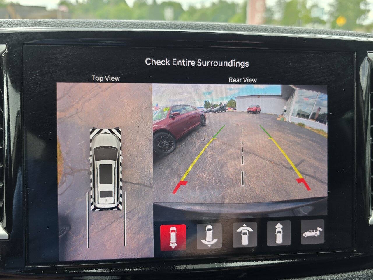 2022 Chrysler Pacifica Hybrid Touring L - Photo 14