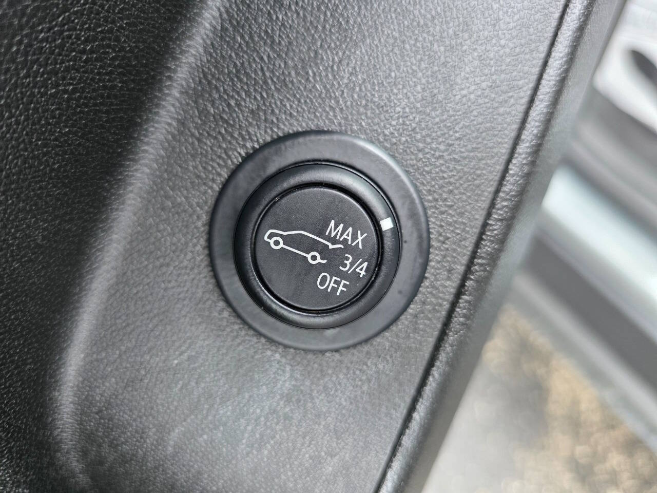 2023 Chevrolet Equinox LT - Photo 24