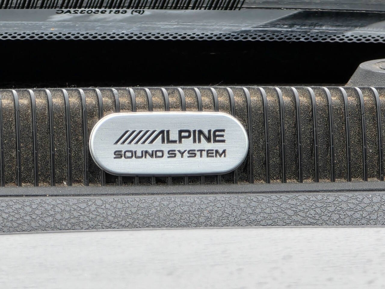 2015 RAM Ram 1500 Pickup Laramie - Photo 15