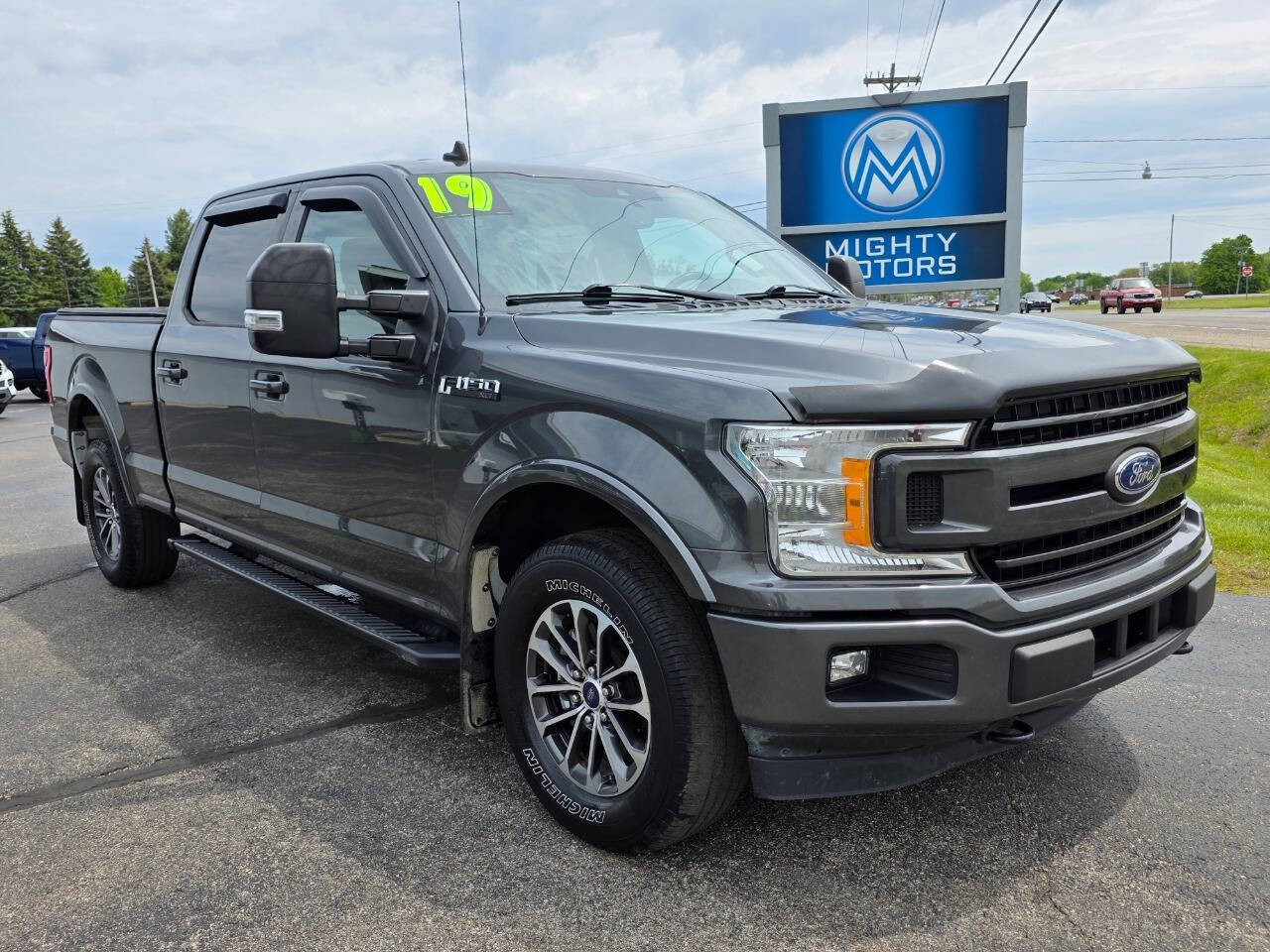 2019 Ford F-150 XLT 4x4 SuperCrew 5-1/2 Box's photo