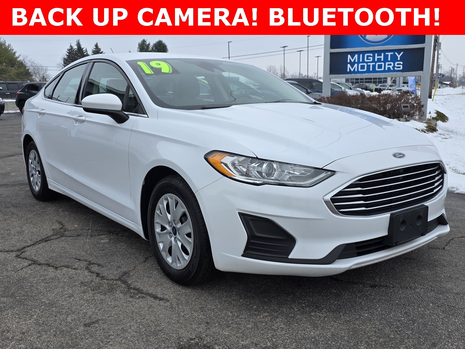 2019 Ford Fusion S's photo