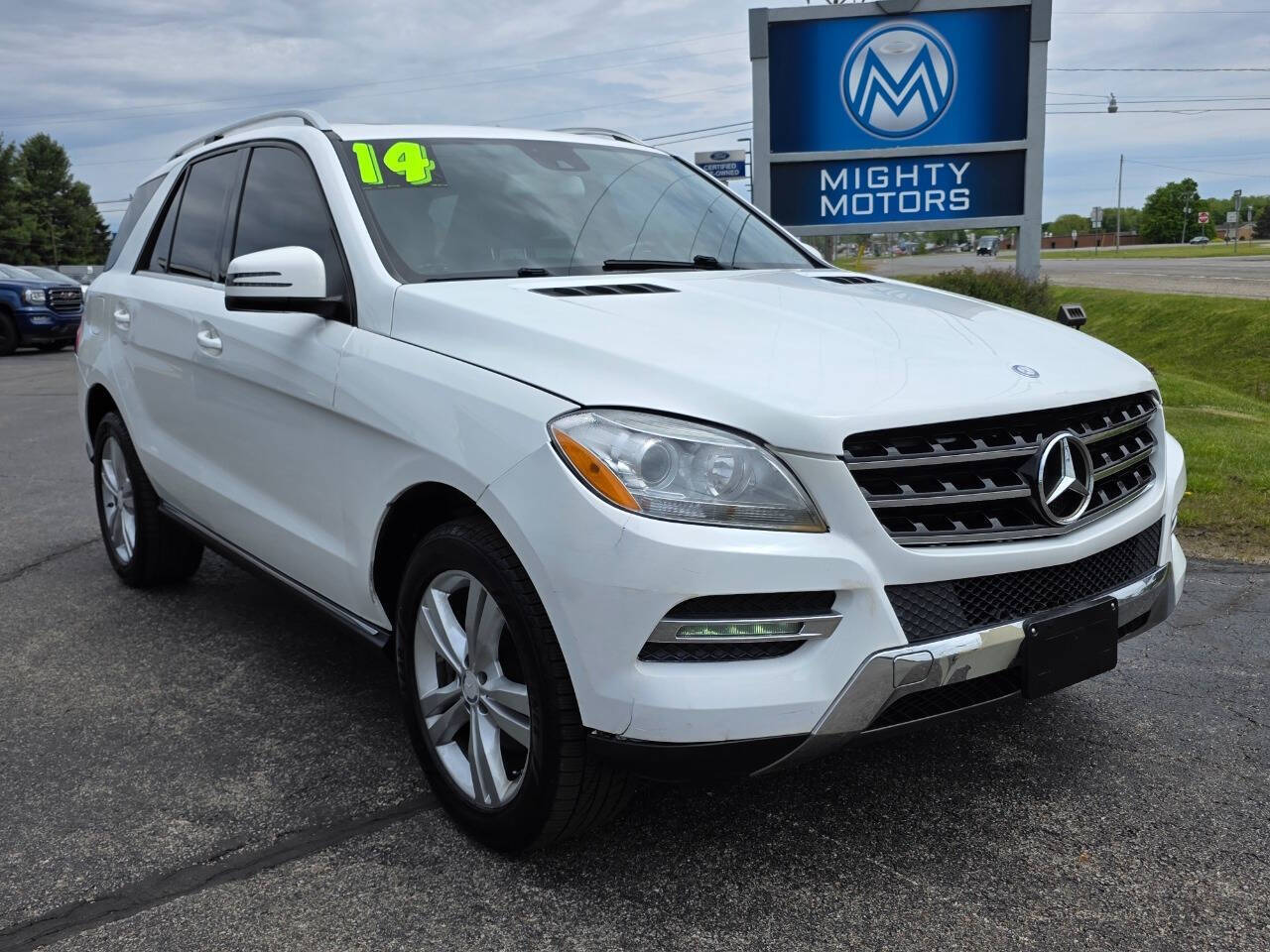 2014 Mercedes-Benz M-Class ML350 4MATIC's photo