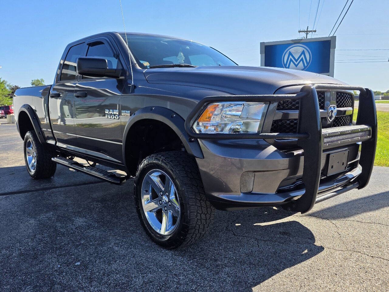 2017 Ram 1500 Express 4WD photo