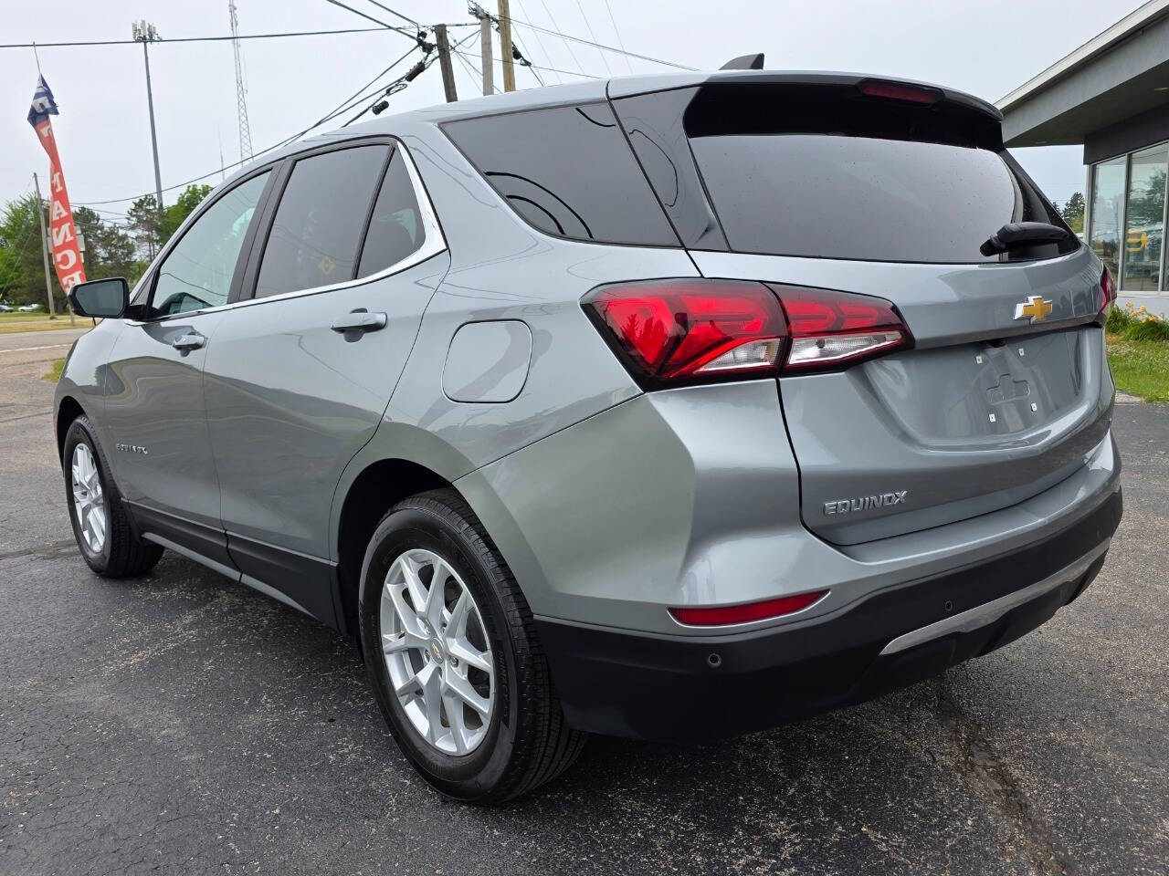2023 Chevrolet Equinox LT - Photo 18