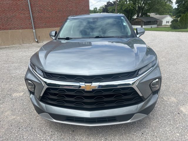 2023 Chevrolet Blazer 2LT photo 2